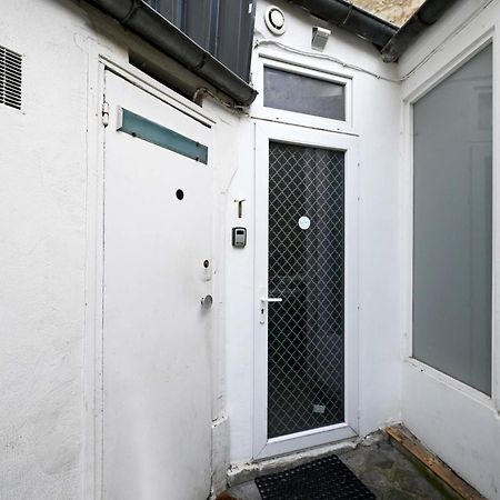 2 Bed Modern Fully Furnish Flat,Close To Buttes Chaumon Park Apartment Paris Exterior photo